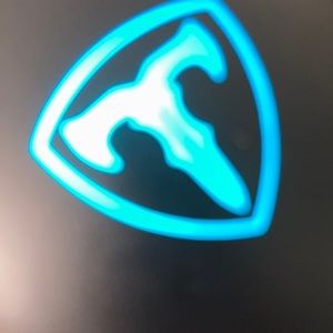 Meet your Posher, Victor